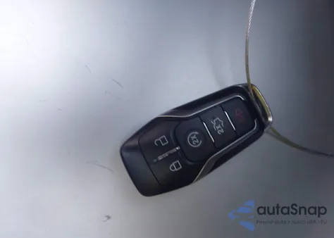 2013 Ford Fusion Titanium z USA, uszkodzony, nr VIN 3FA6P0D98DR279160